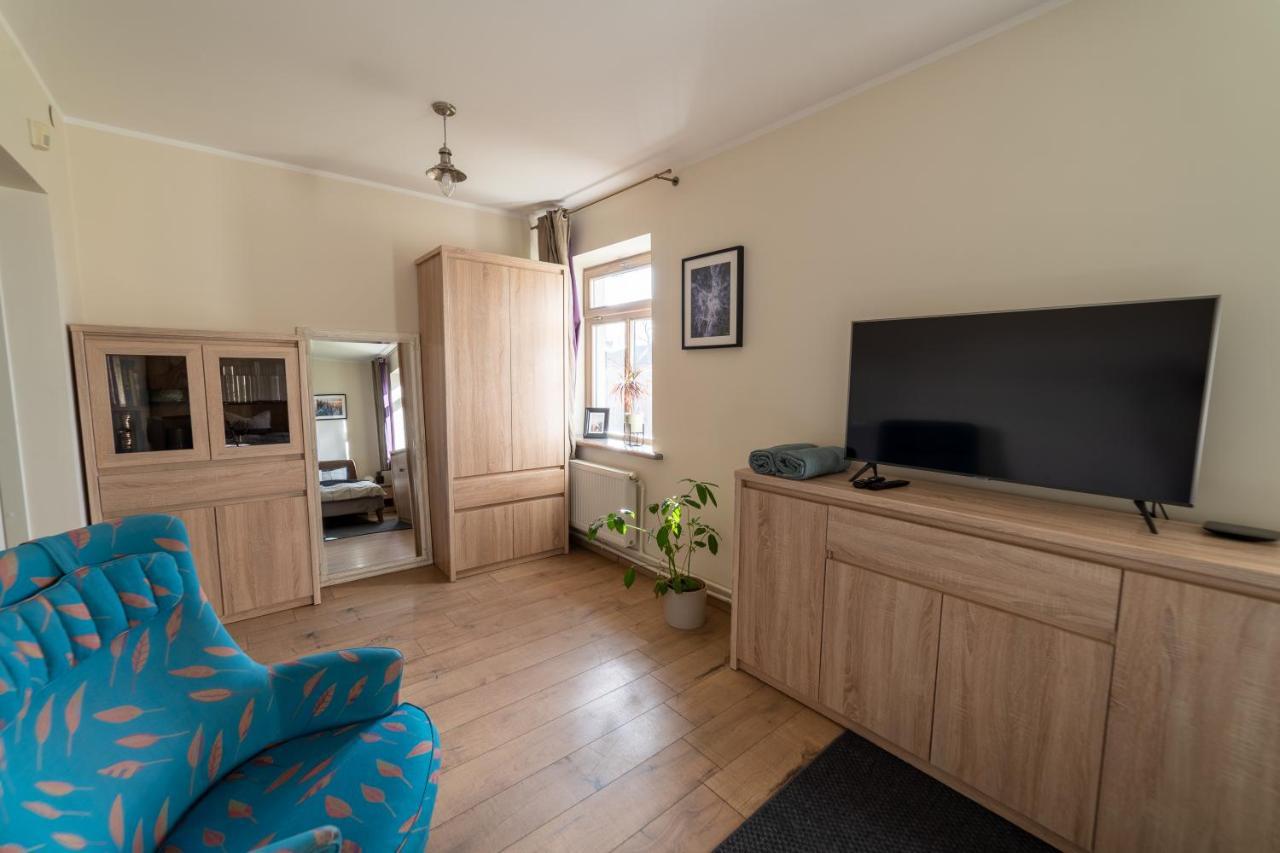 Guest House In Dobele City Center- Pilsetas Maja Luaran gambar