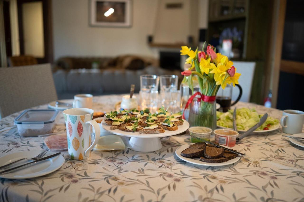 Guest House In Dobele City Center- Pilsetas Maja Luaran gambar